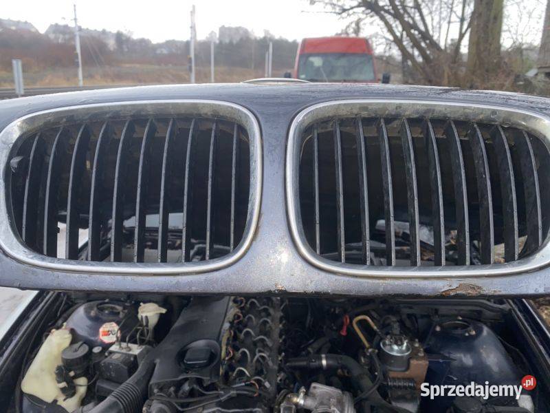 BMW E39 KOMPLETNA MASKA POKRYWA FJORDGRAU 310 Maski śląskie Chorzów