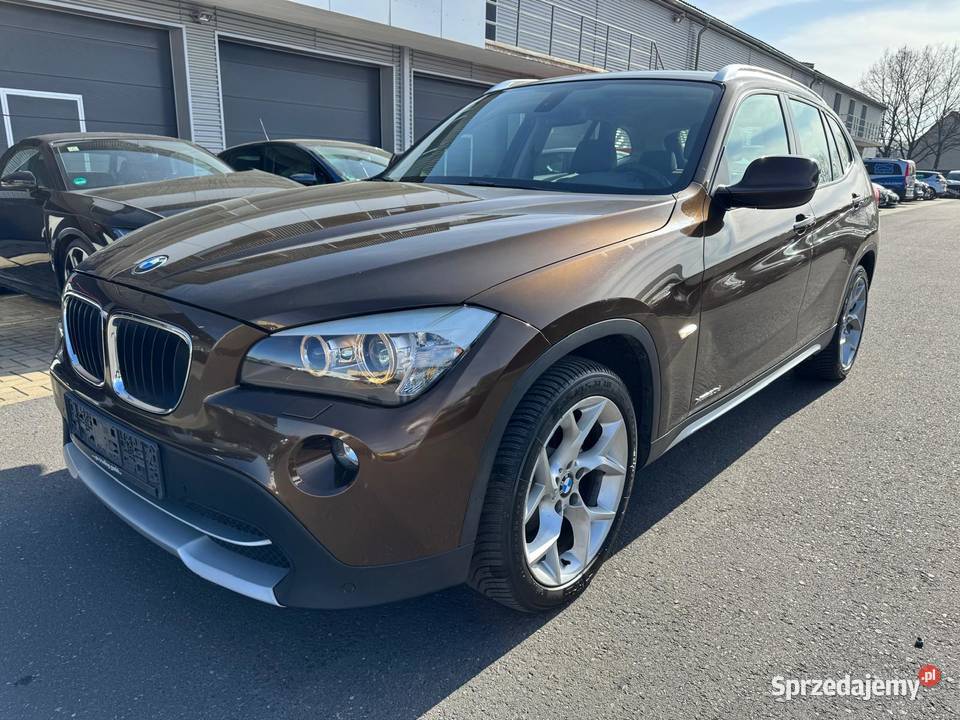 BMW X1 20 DISEL 177 4X4 112010 lakier metallic Zielona Góra