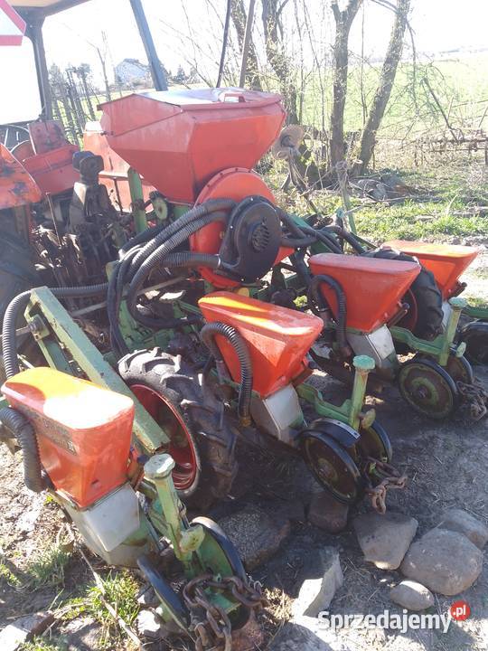 Siewnik do kukurydzy Kikół