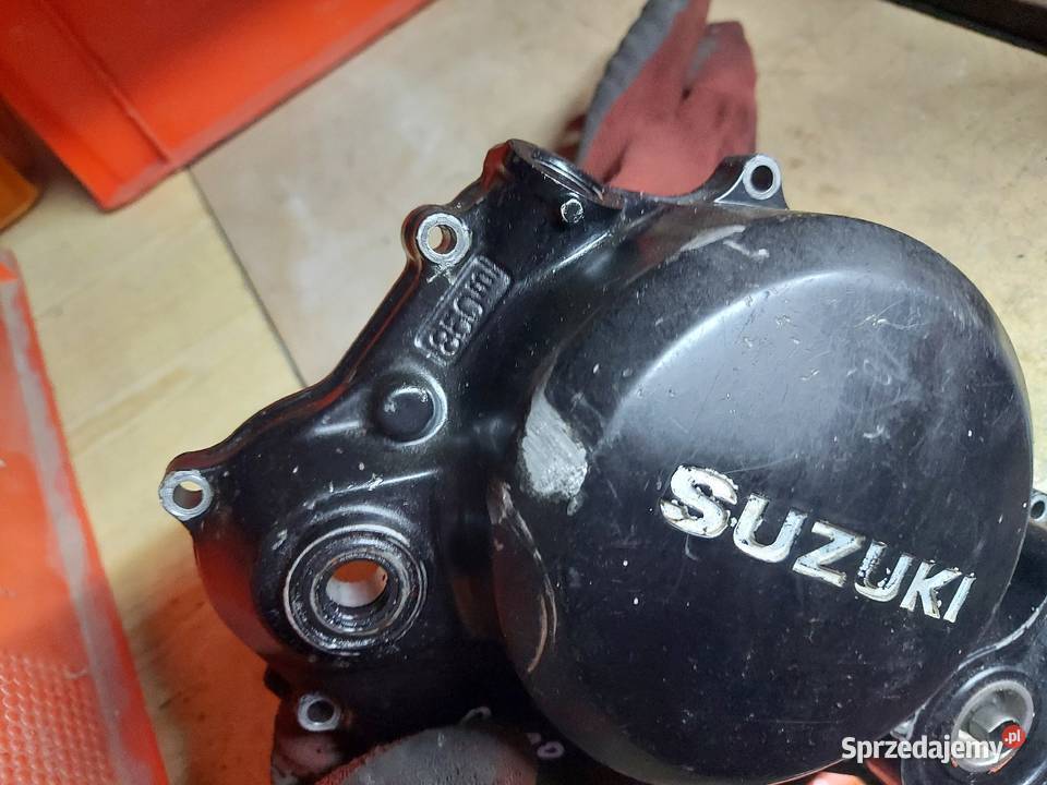 Suzuki RG 80 pokrywa kapa dekiel prawa sprzęgła Jelenia Góra