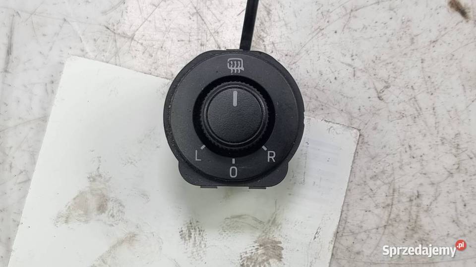 PRZYCISK SKODA OCTAVIA III 5E0959565B Motoryzacja Lipno