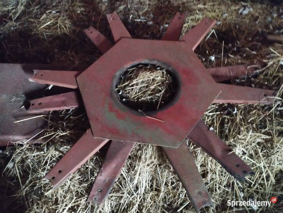 Na sprzedaż gwiazdy motowideł Massey Ferguson Szalowa