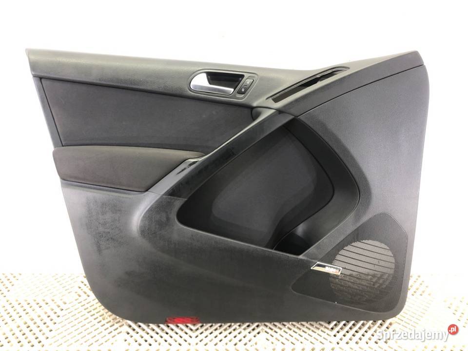 BOCZEK DRZWI LEWY PRZÓD VW TIGUAN SUV 0718 Tapicerki samochodowe