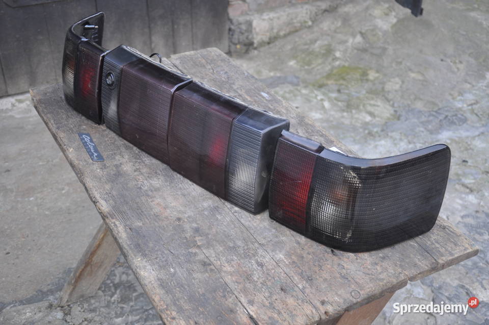 Audi 80 B3 Sedan B4 Kombi Lampy Tył Hella Black osobowe podkarpackie Rzeszów