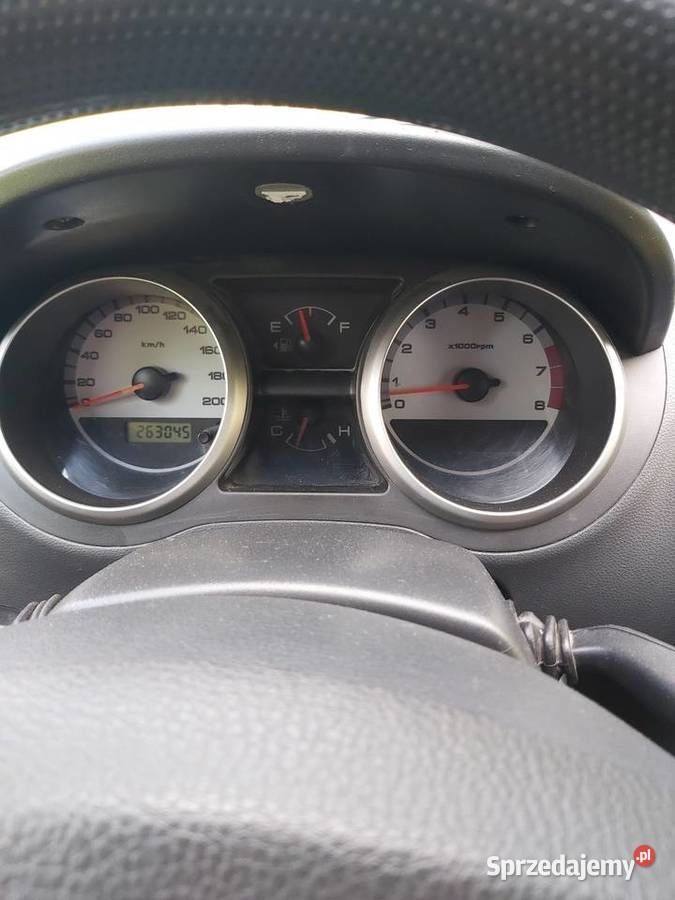 Suzuki ignis 2005 4x4 15 benzyna lpg srebrny Wałbrzych