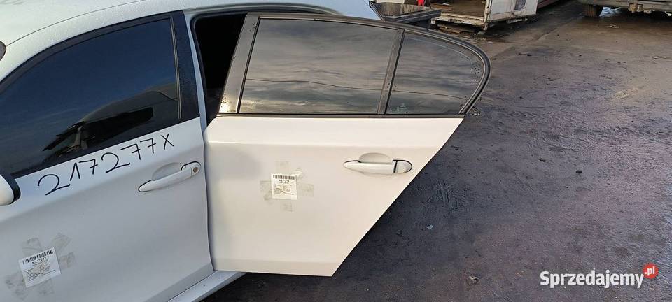 DRZWI LEWE TYŁ BMW SERIA 1 E87 ALPINWEISS 300 kujawsko-pomorskie Lipno