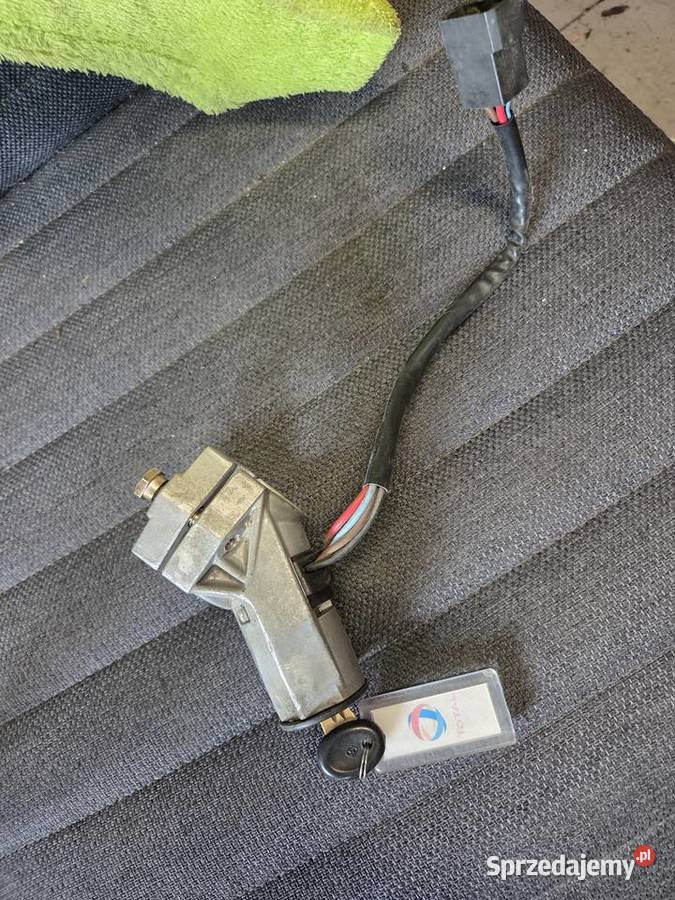 Stacyjka Fiat 126p oryginał sprzedam