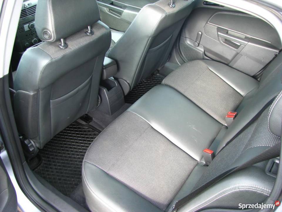 opel astra III kombi 6bieg 19 cdti 120 srebrny