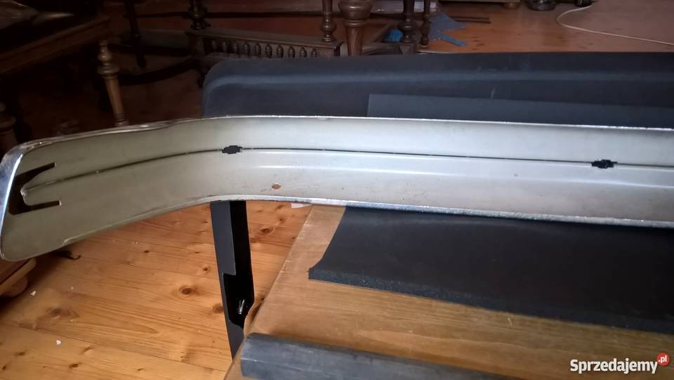 Nowy zderzak mercedes w115 w114 przedni Wieliczka