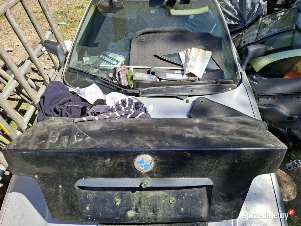 BMW 3 E36 Sedan Klapa Tył Zawiasy Klapy Zamek Skawina
