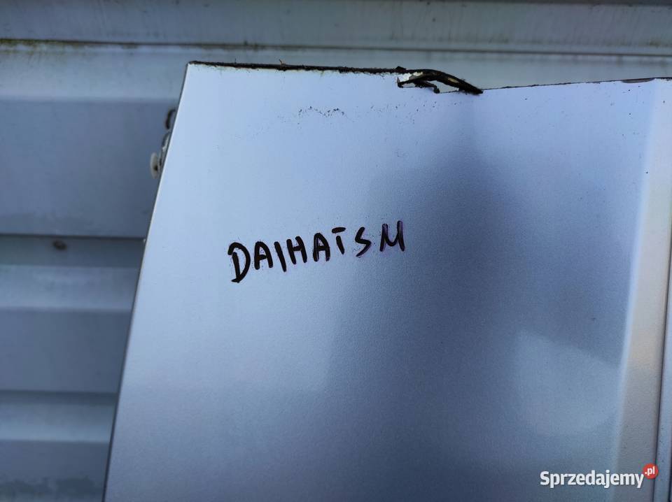 ĆWIARTKA BŁOTNIK PRAWY TYŁ DAIHATSU CUORE VI