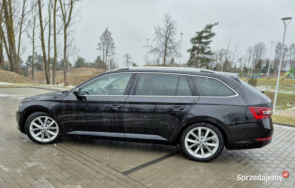 Superb 20tdi dsg webasto hak Rok produkcji 2016 Różan sprzedam