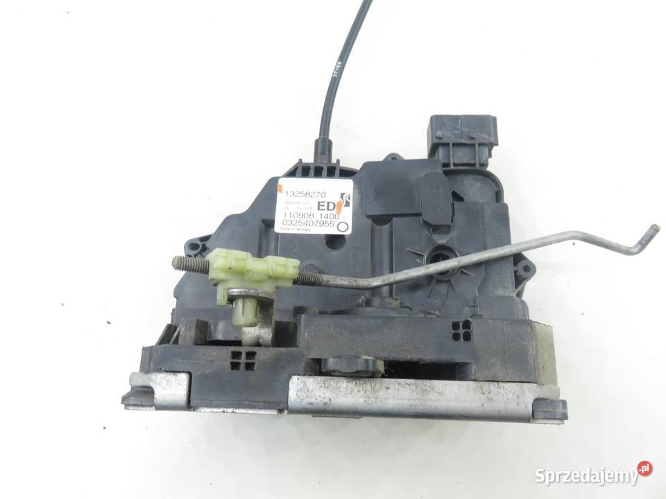 ZAMEK LEWY PRZEDNI OPEL CORSA D 13258270ED małopolskie