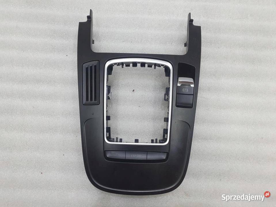 PANEL ŚRODKOWY TUNELU AUDI A4 B8 20TDI 8K0864261 osobowe wielkopolskie