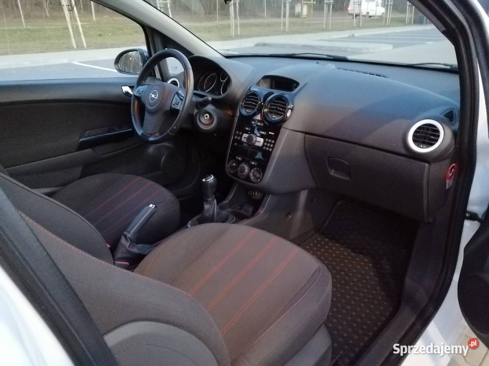 Opel Corsa D Lift BlackWhite 13 CDTI Alu Klima z 1300cm3 Koziegłowy