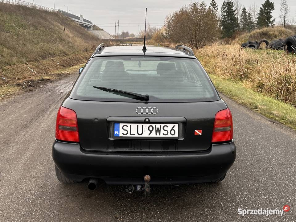Audi A4 B5 Avant 16 101 benzyna Zarejestrowany w Polsce śląskie Lubliniec sprzedam