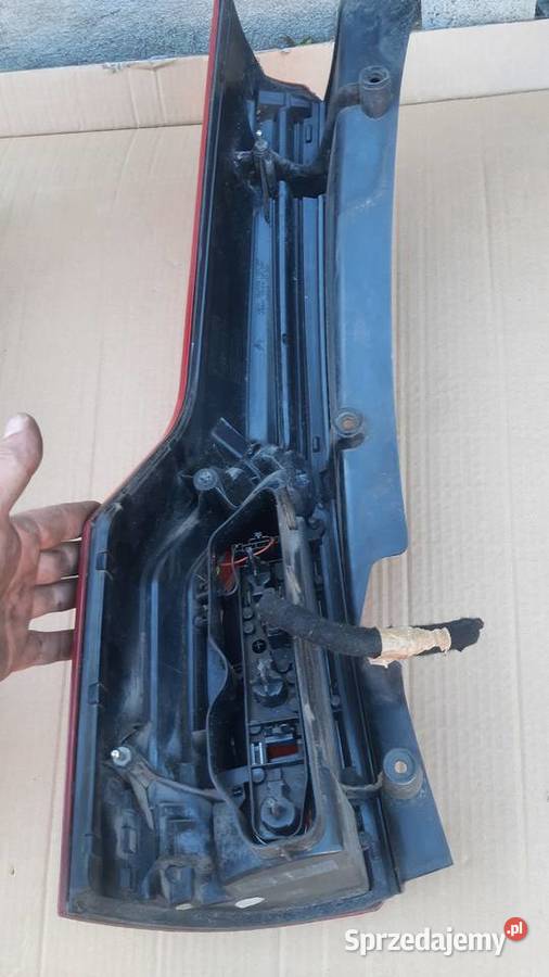 lampa tylna prawa lewa Citroen c4 Grand Picasso osobowe Dębno