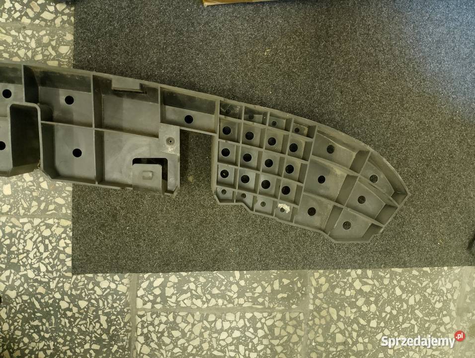 Belka tylnego zderzaka Renault Laguna 3 osobowe