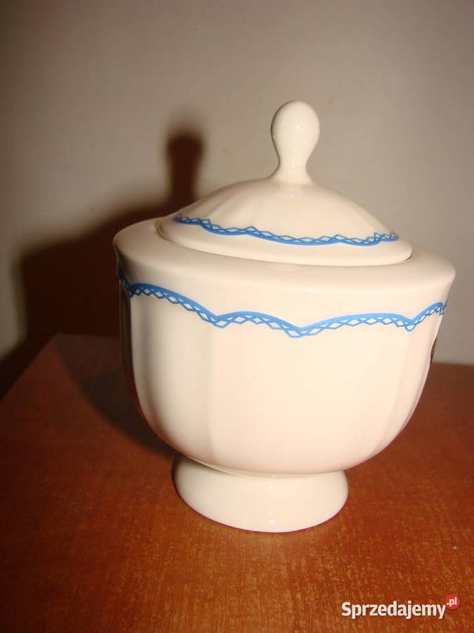 porcelanowa cukiernica z kogutem design Eva More Porcelana i szkło Pruszcz Gdański