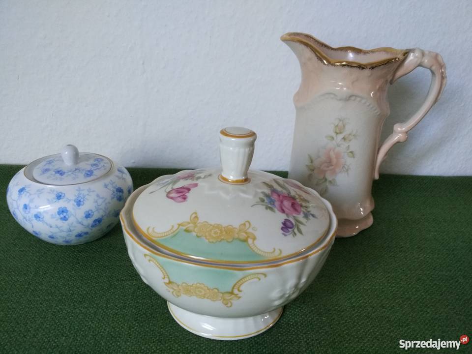 Bomboniera sygnowana porcelana ecru Gorlice