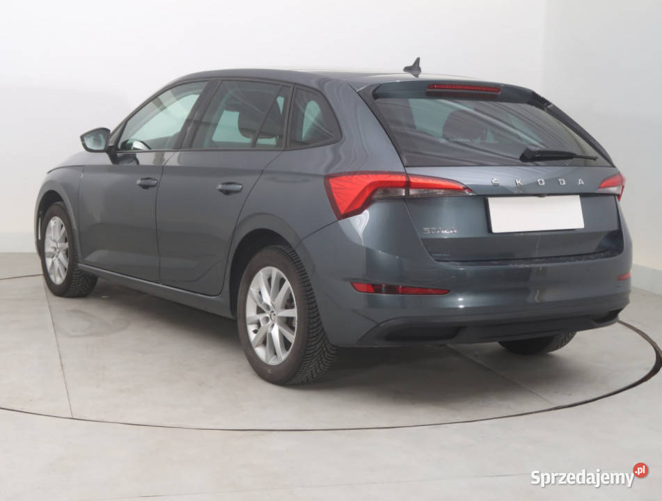 Skoda Scala 10 TSI światła przeciwmgielne Bielany Wrocławskie