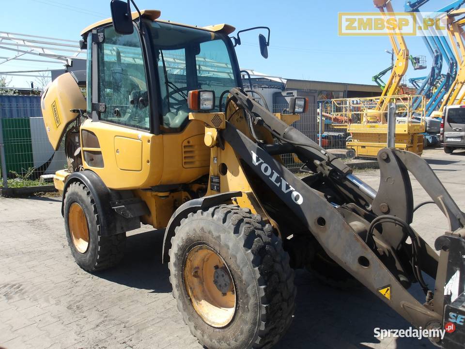 Ładowarka czołowa kołowa Volvo L25F widły Pleszew sprzedam