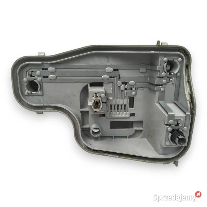 WKŁAD TYLNEJ LAMPY PRAWY VW Polo V HTB tylny tył