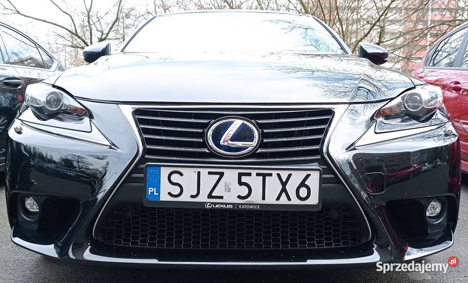 Lexus IS 300h Luxury Hak Mark Levinson Skóra hybryda