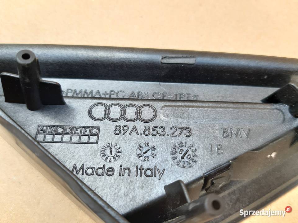 AUDI Q4 ETRON ZAŚLEPKA DRZWI SZYBY LEWY PRZÓD osobowe Bieleń