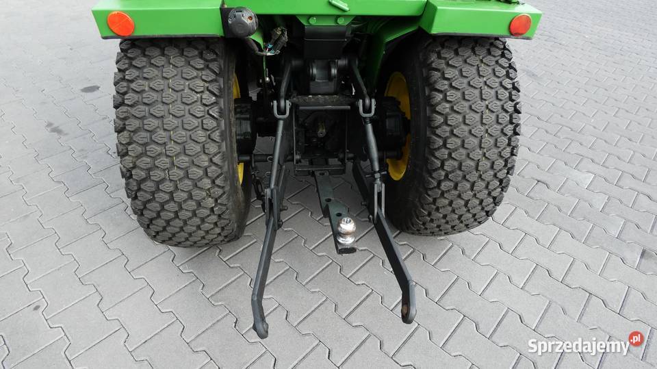 Traktor komunalny JOHN DEERE 4100 4x4 Kabina TUZ sprzedam