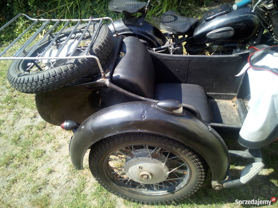 Sprzedam motor z wózkiem bocznym k750 nieuszkodzony Poznań