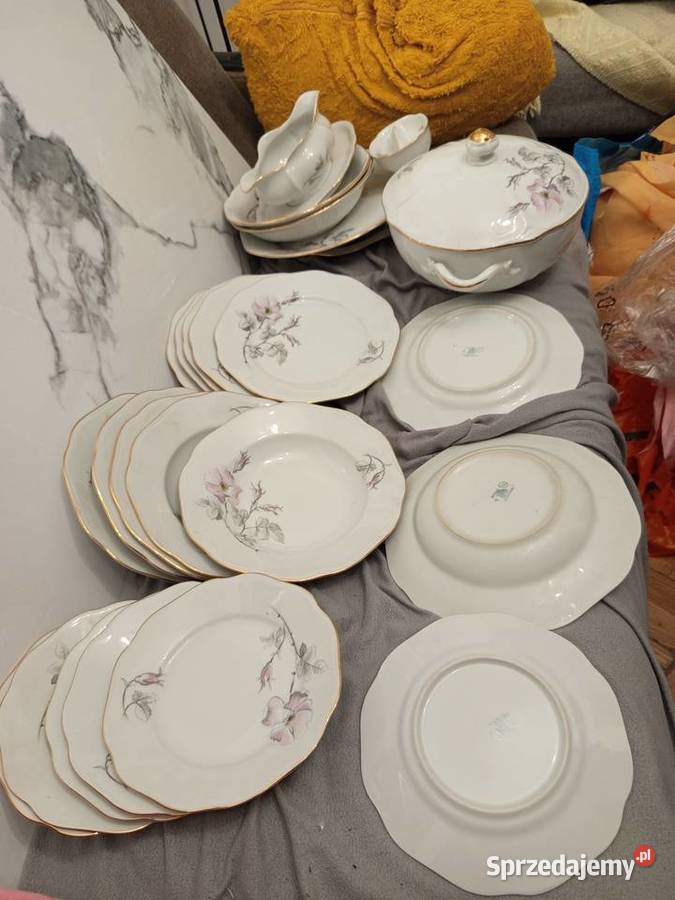 Piękny serwis porcelanowy Bohemia