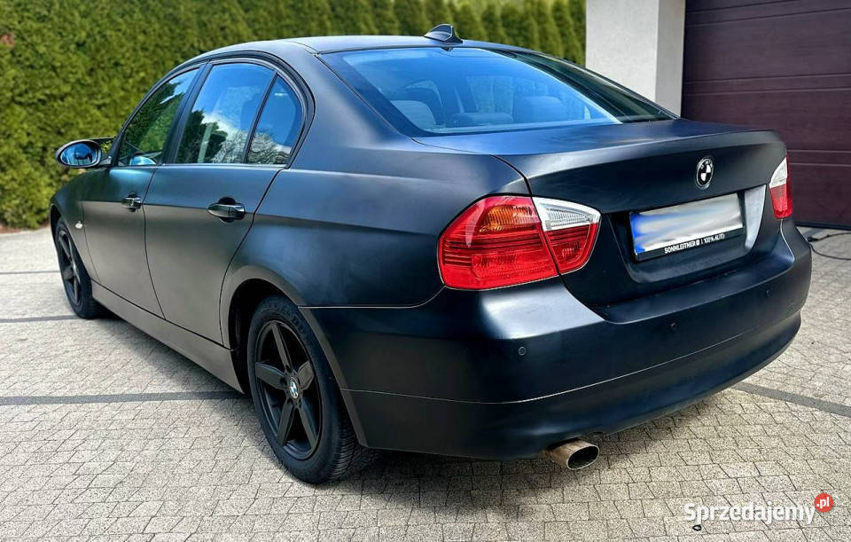BMW 320 BMW 320i e90 150 Sedan Czarny Mat 2xPDC Wrocław