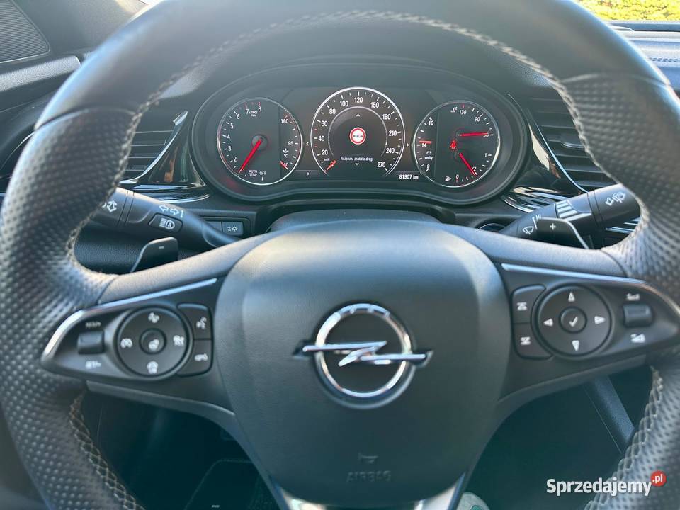 Opel Insignia OPC LINE 4x4 20 benzyna 260 automatyczna