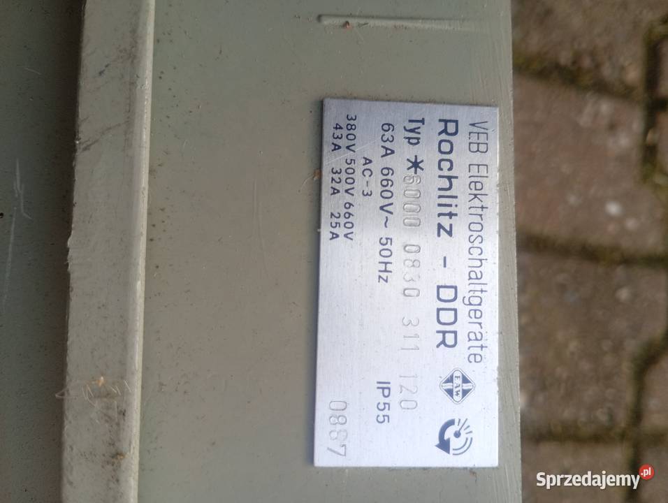 Włącznik maszyn Wtyczki