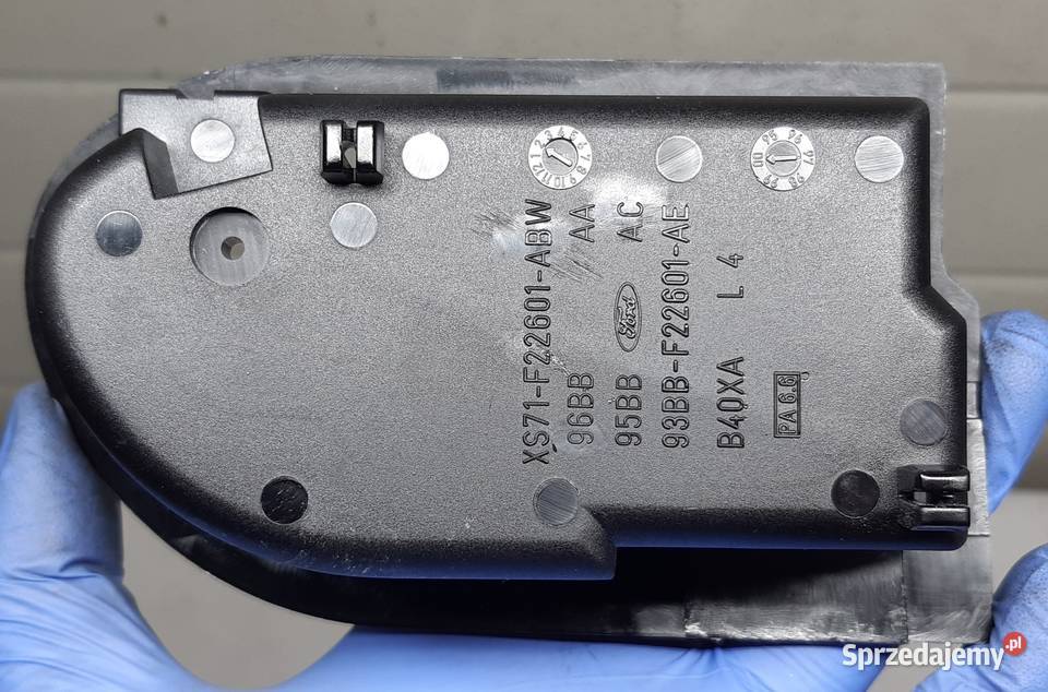KLAMKA LEWY TYŁ FORD MONDEO MK2 II 93BBF22601AE osobowe Mielęcin