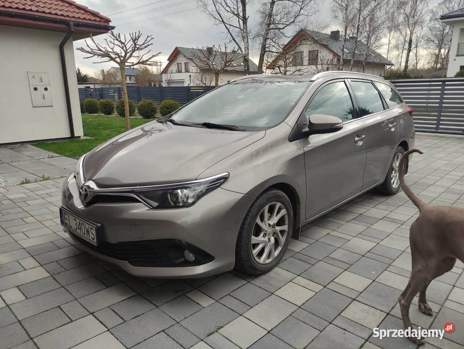 Toyota Auris II kombi 14D4D bogata wersja isofix łódzkie Łódź