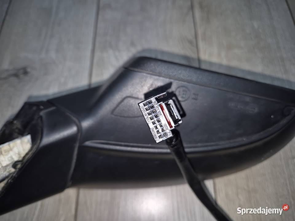 Lusterko prawe VW Golf 7 Kozłów