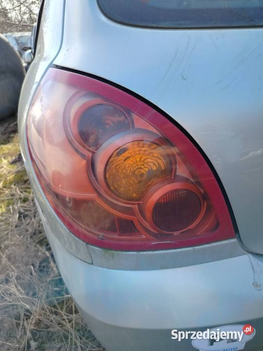Nissan Almera N16 HB polift tylne lampy Lewa i Błonie sprzedam