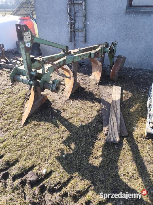 Pług 3 skibowy Bomet nieuszkodzony Kawęczyn sprzedam