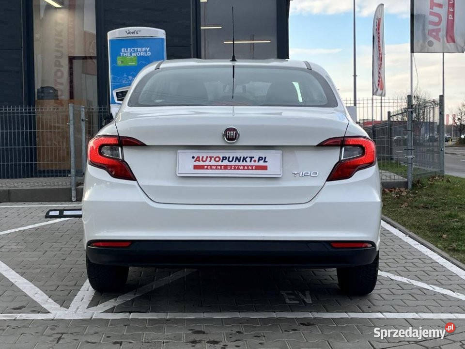 FIAT Tipo 2016r niski przebieg Salon Poznań