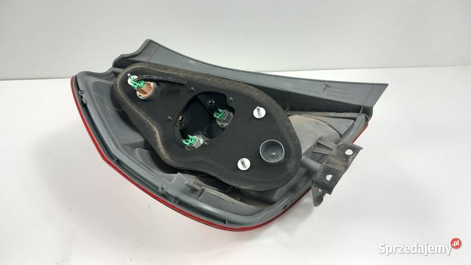 HONDA JAZZ II FL HB LAMPA TYŁ PRAWA EU osobowe Zbierkowo