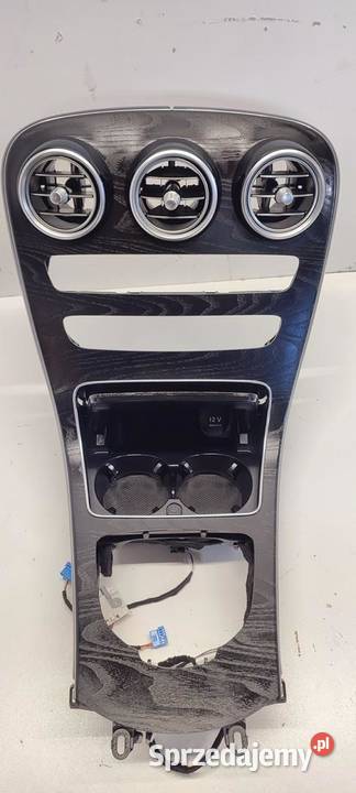 MERCEDES GLC W253 SUV DEKOR SCHOWEK TYNELU