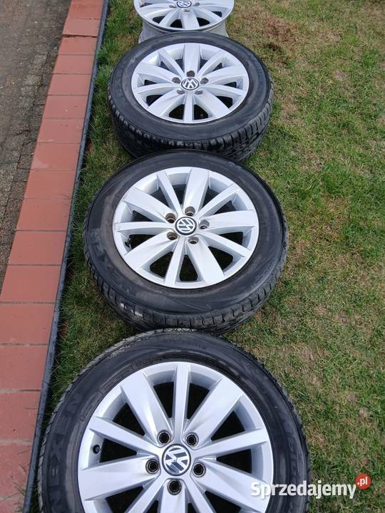 Felgi VW 16 3AA 601 025 3 opony 21555 R16 Piotrowice sprzedam