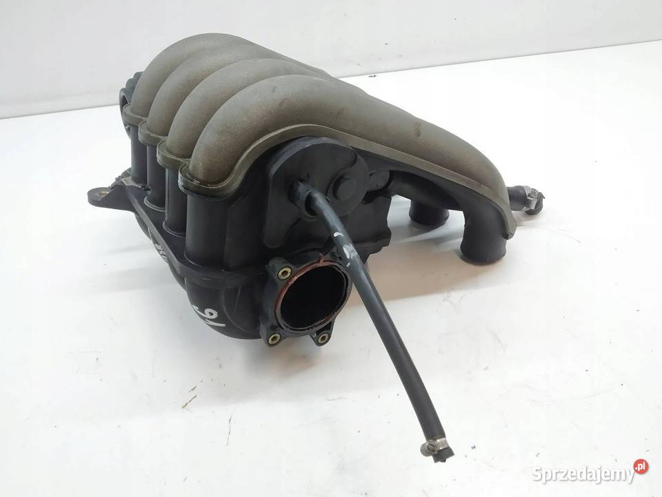 KOLEKTOR SSĄCY 06D133210D 20 FSI Audi A4 II