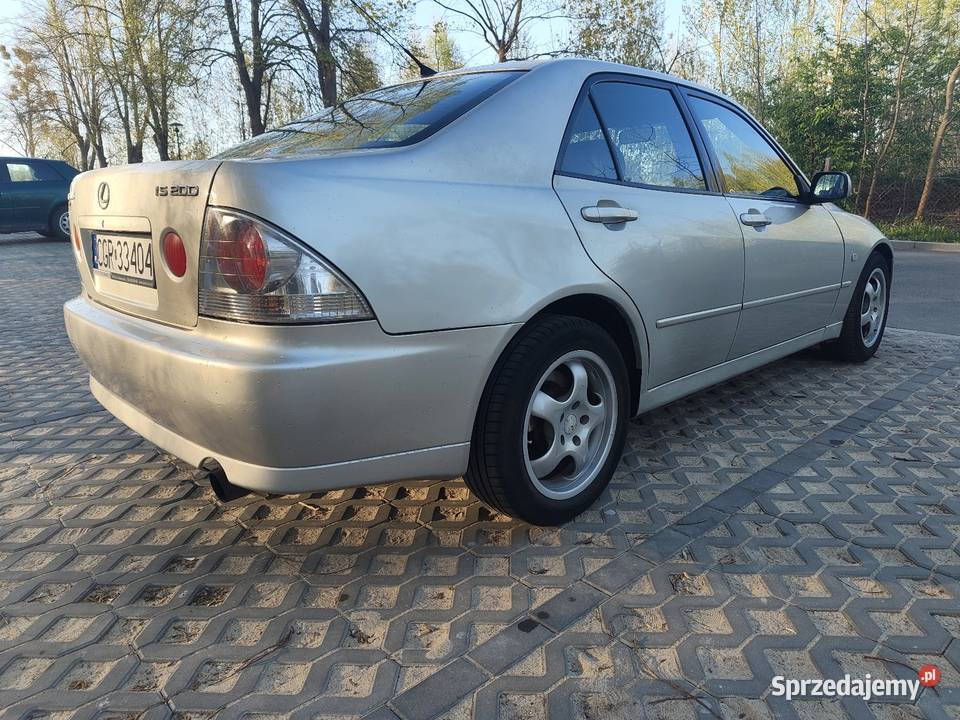 Lexus is200 nieuszkodzony IS Szczepanki