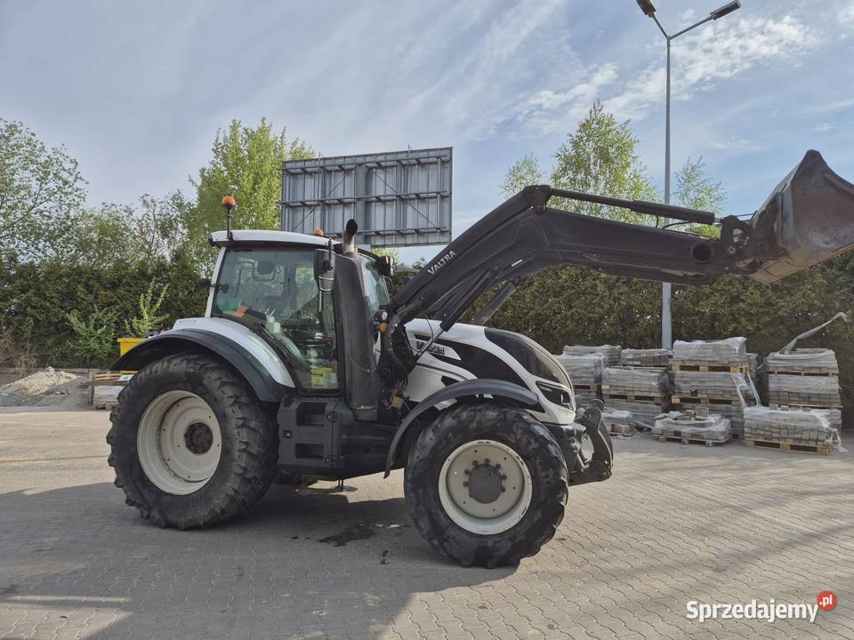 ciągnik rolniczy valtra T174