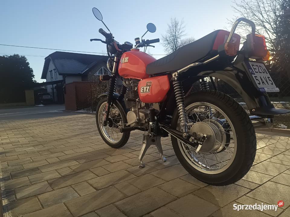 Nowa MZ ETZ 150 czerwona odbudowana