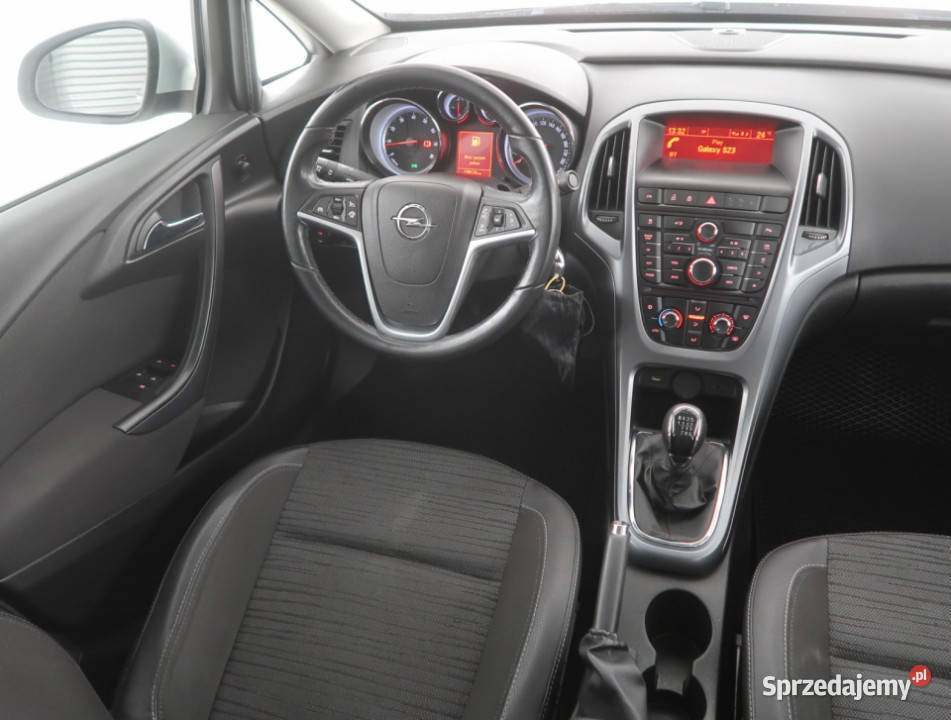 Opel Astra 14 T LPG Sedan / Limuzyna Bielany Wrocławskie