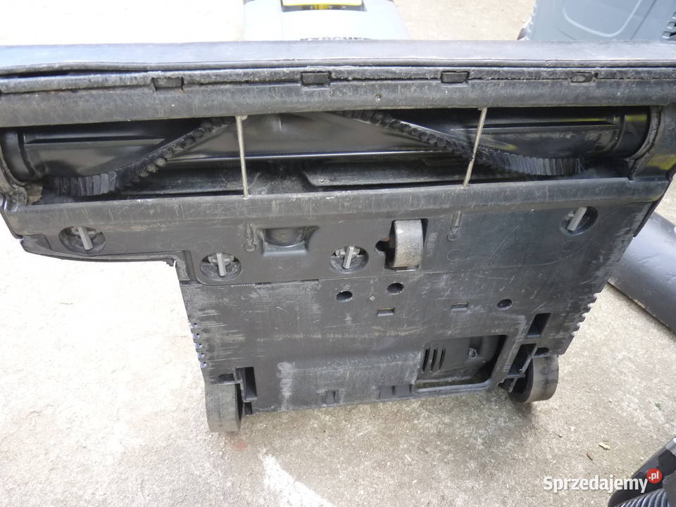 Odkurzacz kolumnowy Karcher CV 382